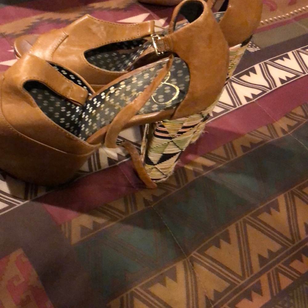 Shoes - Picture 3 of 3